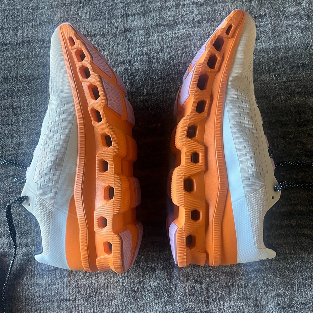 Brand new On Cloudmonster women’s running sneaker